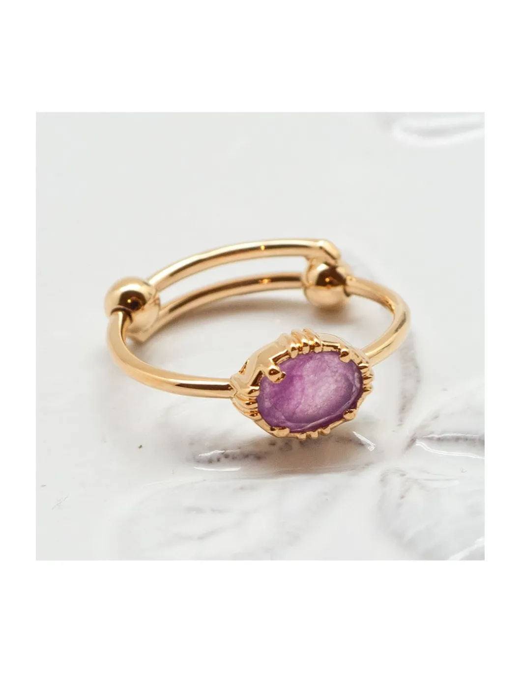 BAGUE PETITE PIERRE OVALE SERTIE QUARTZ LAVANDE