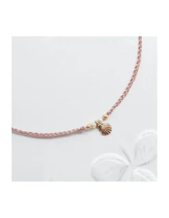 BIANCA - COLLIER CHARM AVEC MINI COQUILLE ST JACQUES SUR CORDON LUREX