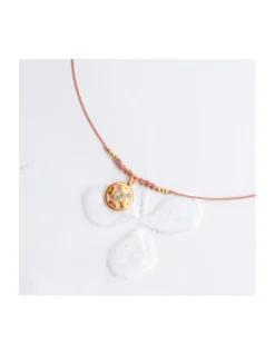 JACKIE - COLLIER CORDON LUREX ET PENDENTIF TRÈFLE AVEC MINI TOURMALINE