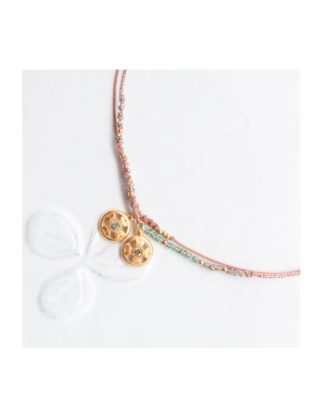 JACKIE - COLLIER CORDON LUREX NOEUTÉ ET PENDENTIF TRÈFLE AVEC MINI TOURMALINE