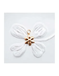 MÉDAILLE PETITE FLEUR 6 PÉTALES