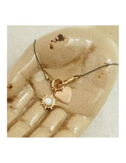 MÉDAILLES COEUR DENTELLE ET SOLEIL NACRÉ (41€ à 48€)