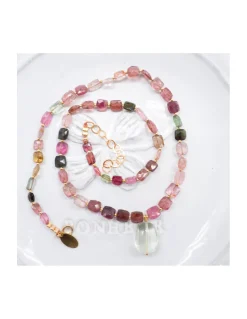 ONE OF A KIND - COLLIER FULL TOURMALINES CARRÉES + SMOOTH GREEN AMETHYSTE NUGGET EN PAMPILLE