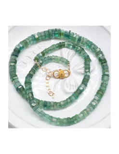 ONE OF A KIND - COLLIER TOURMALINES VERTES, FERMOIR OR ET SAPHIRS