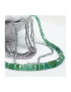 ONE OF A KIND - COLLIER TOURMALINES VERTES, FERMOIR OR ET SAPHIRS