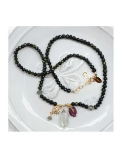 SWEET M - COLLIER TOURMALINES DARK, AQUAMARINES ORAGE, APATITES GREENISH ET 3 CHARMS